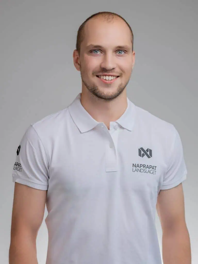 Bilden föreställer naprapaten Ozzy Sandsjö på Naprapatlandslaget i Nacka